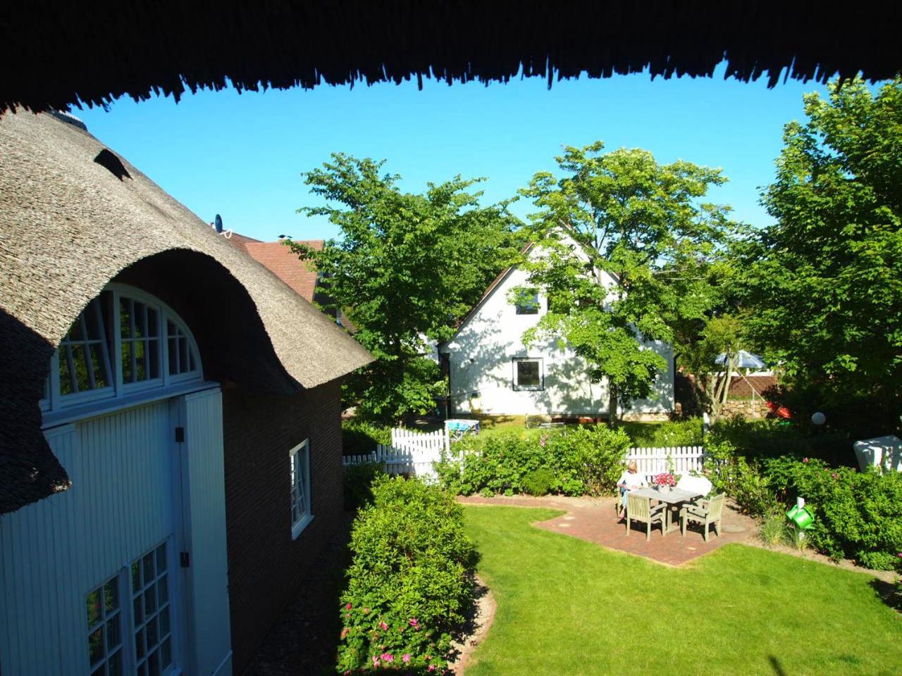Ferienwohnung Unter Reet Westerland Exterior photo
